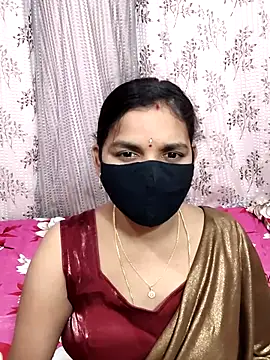 Snapshot of Lalitha-1995 chatting on 10-22-25, 04:51 Lalitha-1995 online show from 10-22-25, 04:51