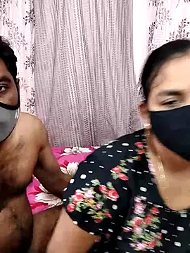 Snapshot of Lalitha-1995 chatting on 11-03-25, 06:14 Lalitha-1995 online show from 11-03-25, 06:14