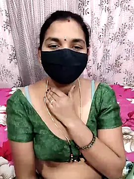 Snapshot of Lalitha-1995 chatting on 11-08-25, 04:51 Lalitha-1995 online show from 11-08-25, 04:51