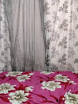 Snapshot of Lalitha-1995 chatting on 12-01-25, 04:23 Lalitha-1995 online show from 12-01-25, 04:23