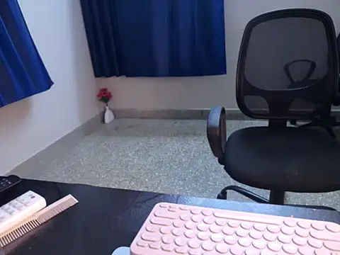 Snapshot of Anjalistar chatting on 09-09-25, 12:37 Anjalistar online show from 09-09-25, 12:37