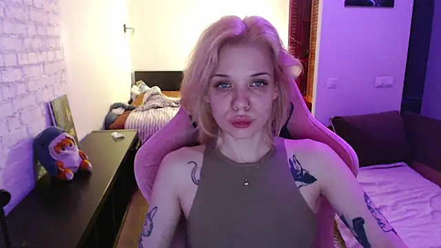 enchanting chloe online show from 03-19-26, 10:58