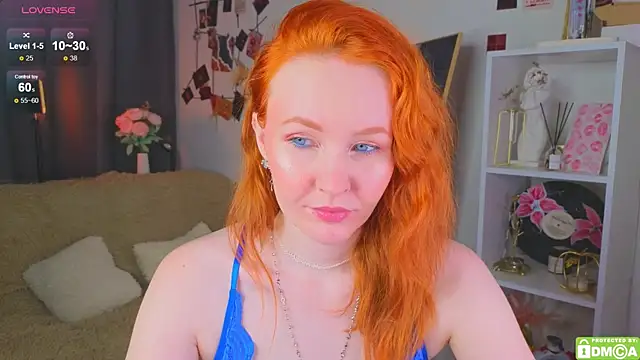 Snapshot of JoyceJones chatting on 11-10-25, 07:13 JoyceJones online show from 11-10-25, 07:13