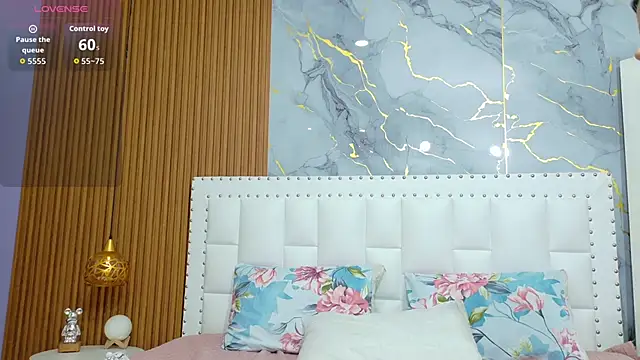 Snapshot of daddyysObsessed chatting on 12-22-25, 12:46 daddyysObsessed online show from 12-22-25, 12:46