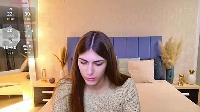 Snapshot of MaggieTurner chatting on 11-10-25, 12:42 MaggieTurner online show from 11-10-25, 12:42