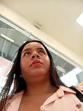 Snapshot of Lambedora_69 chatting on 10-24-25, 07:54 Lambedora 69 online show from 10-24-25, 07:54