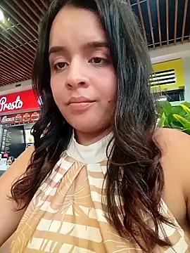 Snapshot of Lambedora_69 chatting on 11-08-25, 05:34 Lambedora 69 online show from 11-08-25, 05:34