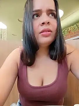 Snapshot of Lambedora_69 chatting on 11-19-25, 08:31 Lambedora 69 online show from 11-19-25, 08:31