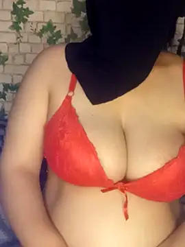 yaraa49 online show from 06-08-26, 05:30