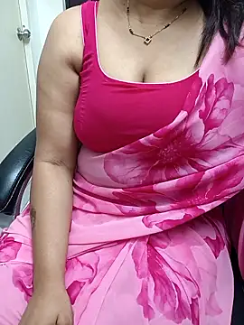 Snapshot of Anushka134 chatting on 10-10-25, 04:17 Anushka134 online show from 10-10-25, 04:17