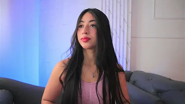 Snapshot of charlotterusso chatting on 11-15-25, 12:34 charlotterusso online show from 11-15-25, 12:34