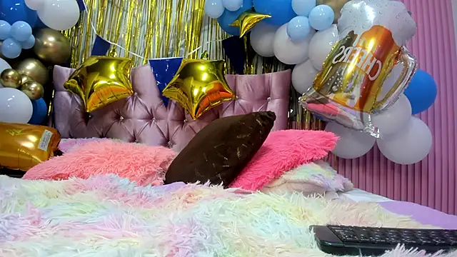 Mindy 19 online show from 09-22-25, 10:56