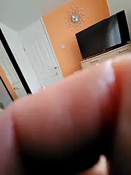 Snapshot of axxmwaa69 chatting on 09-29-25, 04:45 axxmwaa69 online show from 09-29-25, 04:45