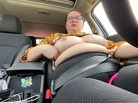 GirlSquirt online show from 10-28-25, 04:42