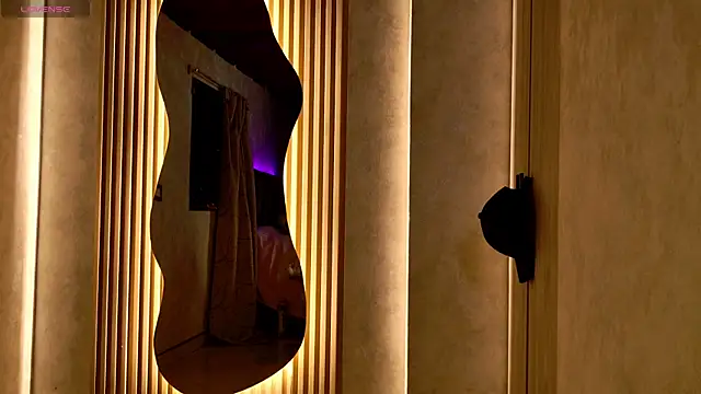 Taurito    online show from 09-27-25, 04:28