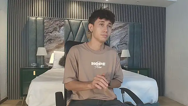 Michael blue online show from 01-17-26, 12:32