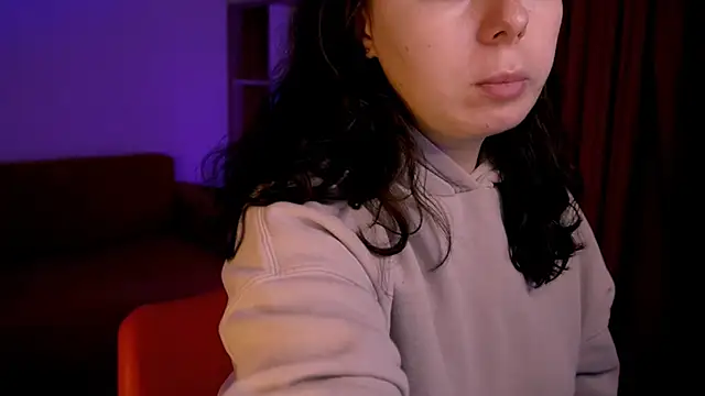 Snapshot of Di_na_Bell chatting on 11-05-25, 06:46 Di na Bell online show from 11-05-25, 06:46