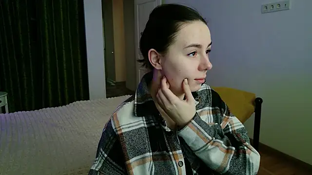 Di na Bell online show from 12-22-25, 06:43