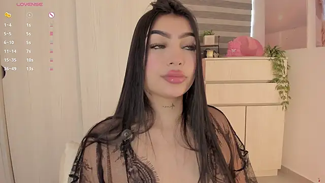 EmmyKenner online show from 11-10-25, 01:43