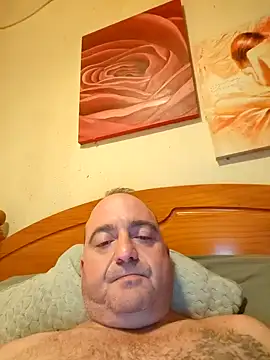 Snapshot of Pollagorda_34877 chatting on 11-18-25, 12:38 Pollagorda 34877 online show from 11-18-25, 12:38