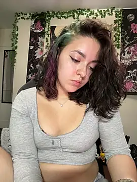 Snapshot of babykalirose chatting on 06-02-26, 12:23 babykalirose online show from 06-02-26, 12:23