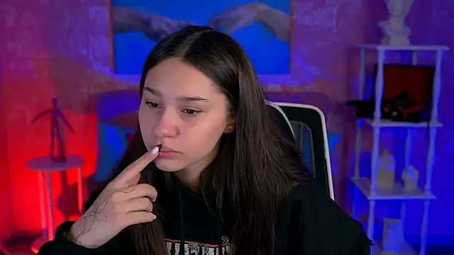 Snapshot of KimClarks_ chatting on 10-07-25, 04:53 KimClarks  online show from 10-07-25, 04:53