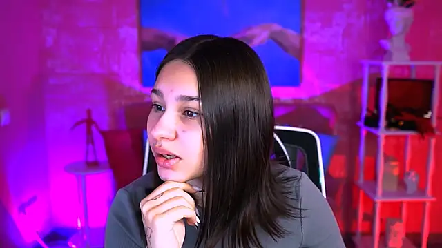 Snapshot of KimClarks_ chatting on 10-13-25, 08:25 KimClarks  online show from 10-13-25, 08:25