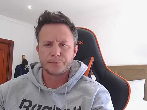 TroyDieselXXX online show from 09-18-25, 09:44