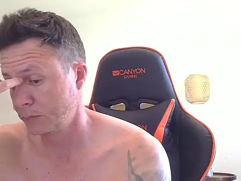 TroyDieselXXX online show from 11-21-25, 11:09