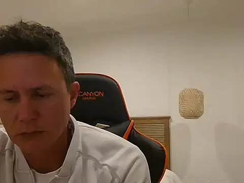 TroyDieselXXX online show from 04-22-26, 07:59