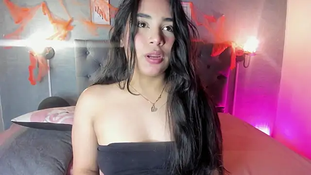 Snapshot of GiannaSlimJB chatting on 10-11-25, 04:12 GiannaSlimJB online show from 10-11-25, 04:12