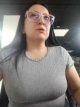 Romina693 online show from 09-29-25, 06:40