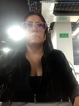 Romina693 online show from 11-17-25, 06:30