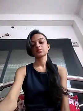 Snapshot of Your-Kitkat chatting on 10-05-25, 08:34 Your-Kitkat online show from 10-05-25, 08:34