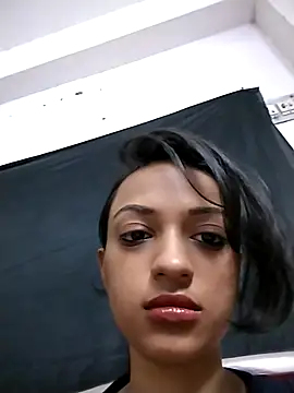 Snapshot of Your-Kitkat chatting on 10-11-25, 12:15 Your-Kitkat online show from 10-11-25, 12:15