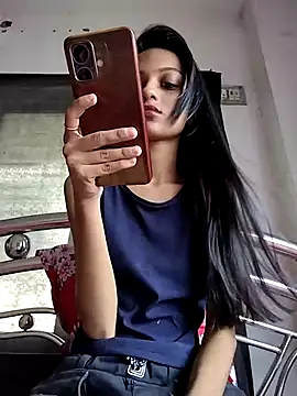 Snapshot of Your-Kitkat chatting on 10-22-25, 05:19 Your-Kitkat online show from 10-22-25, 05:19