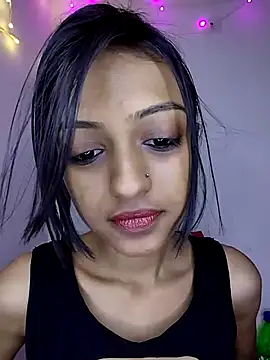 Snapshot of Your-Kitkat chatting on 11-02-25, 11:34 Your-Kitkat online show from 11-02-25, 11:34