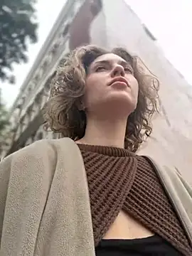 KellyKeler online show from 10-19-25, 09:10