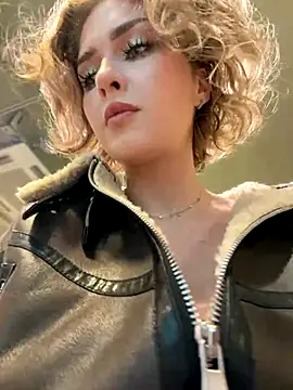 KellyKeler online show from 11-30-25, 11:47