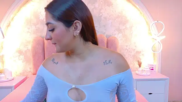 JasmineRhodes online show from 01-12-26, 01:05