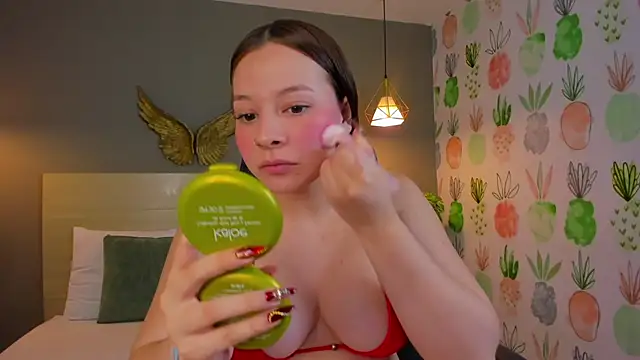 Snapshot of kitty_sweeety_ chatting on 11-24-25, 01:33 kitty sweeety online show from 11-24-25, 01:33