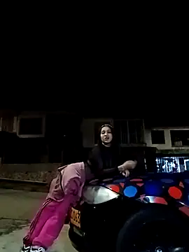 Snapshot of Arii_collins1 chatting on 10-08-25, 03:59 Arii collins1 online show from 10-08-25, 03:59