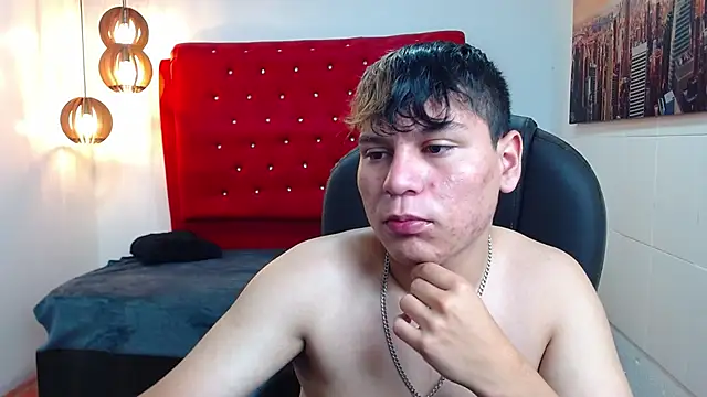 Snapshot of dondanys chatting on 10-23-25, 07:34 dondanys online show from 10-23-25, 07:34