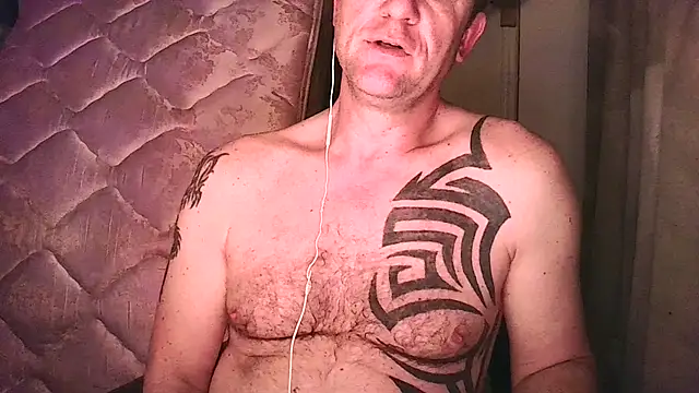 Snapshot of Yournaughty chatting on 02-12-26, 05:24 Yournaughty online show from 02-12-26, 05:24