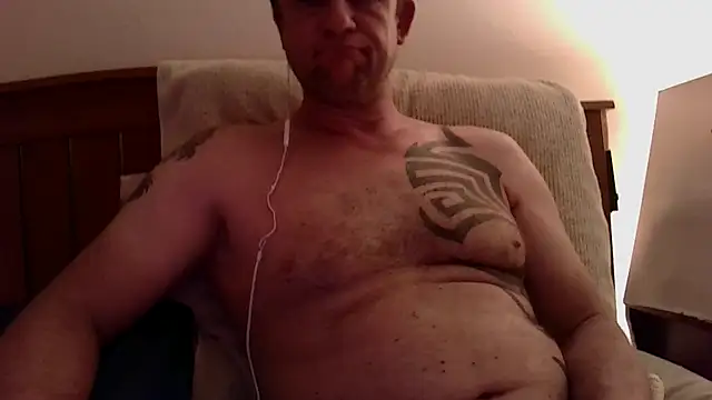 Snapshot of Yournaughty chatting on 06-08-26, 07:42 Yournaughty online show from 06-08-26, 07:42