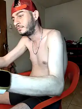 Snapshot of bigcockwhite777 chatting on 09-20-25, 11:17 bigcockwhite777 online show from 09-20-25, 11:17