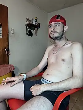 Snapshot of bigcockwhite777 chatting on 09-23-25, 12:35 bigcockwhite777 online show from 09-23-25, 12:35