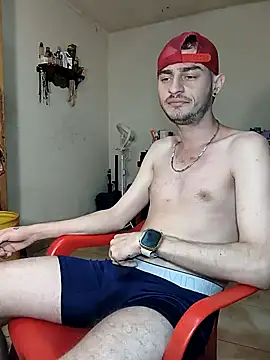 Snapshot of bigcockwhite777 chatting on 09-27-25, 01:38 bigcockwhite777 online show from 09-27-25, 01:38