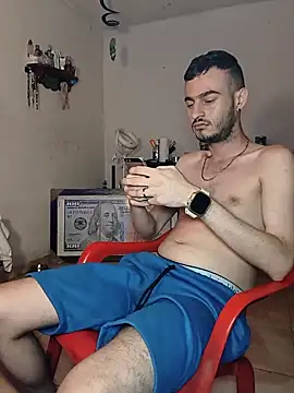 Snapshot of bigcockwhite777 chatting on 10-05-25, 05:00 bigcockwhite777 online show from 10-05-25, 05:00