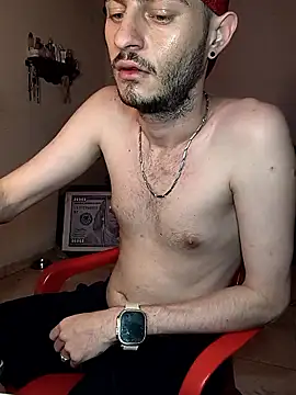 Snapshot of bigcockwhite777 chatting on 10-06-25, 05:05 bigcockwhite777 online show from 10-06-25, 05:05